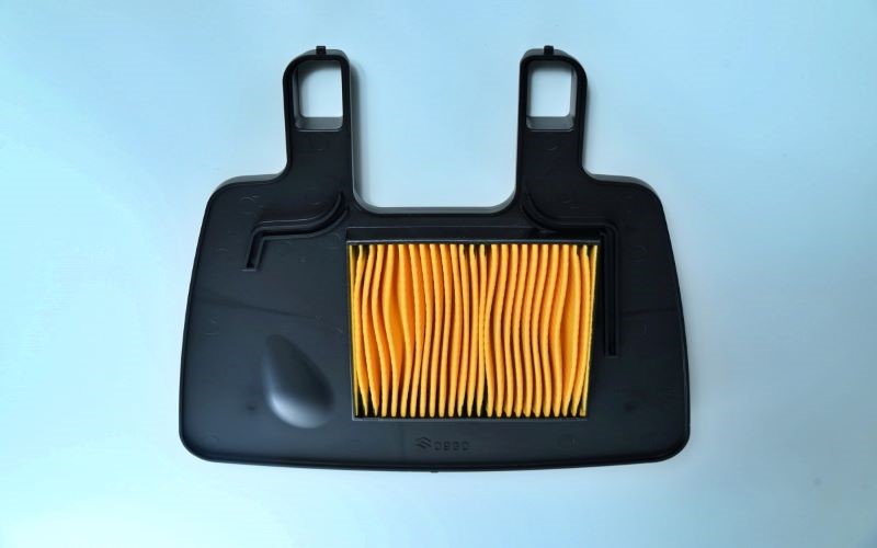 Lọc gió của Thay dầu nhớt cho xe Suzuki 