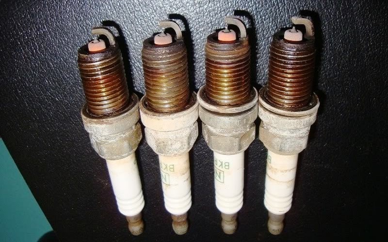 Nên kiểm tra bugi xe máy còn hoạt động tốt hay không