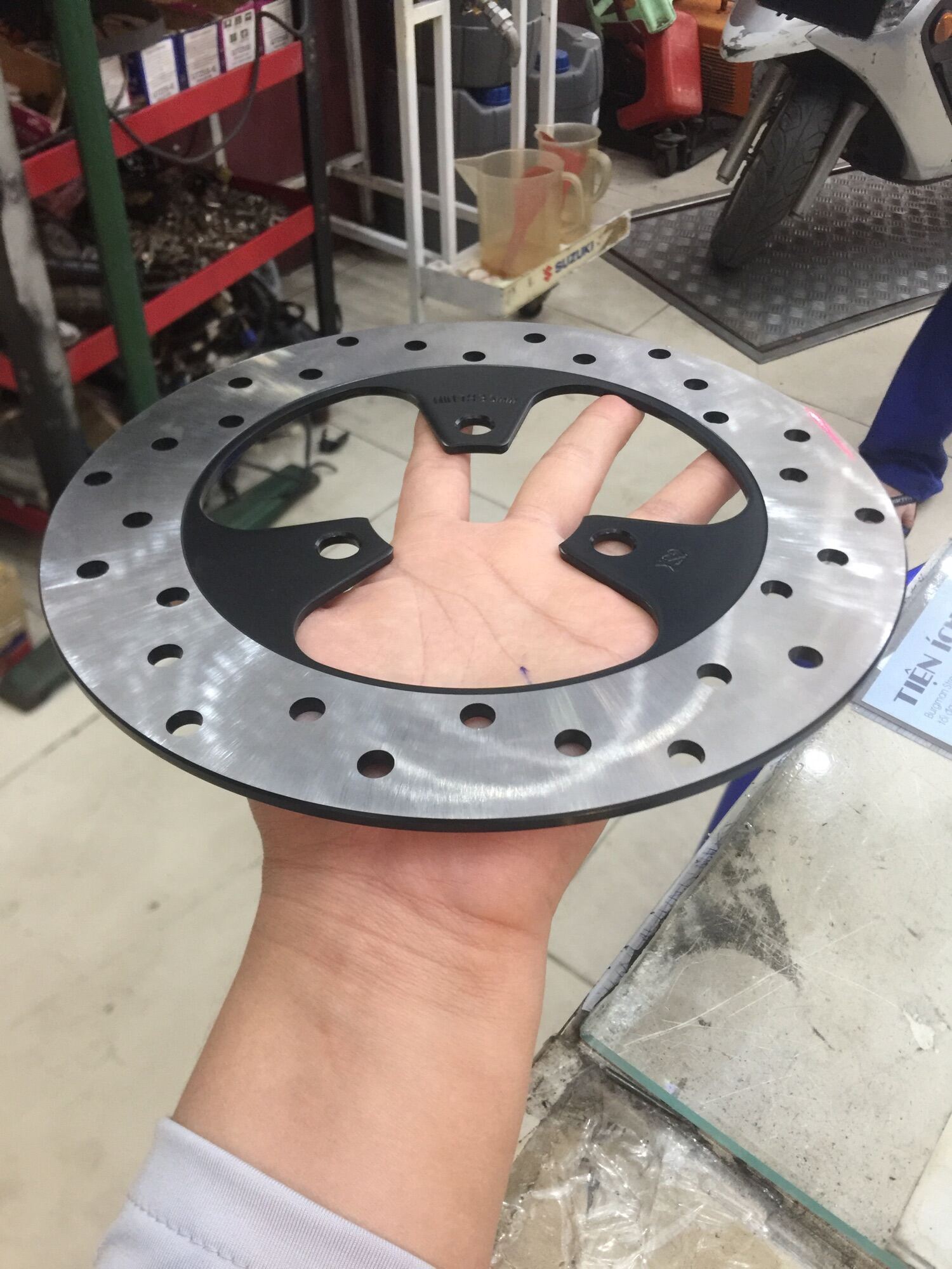 Đĩa phanh sau Chính hãng Xe máy Suzuki Axelo RR 125 - Ảnh 4