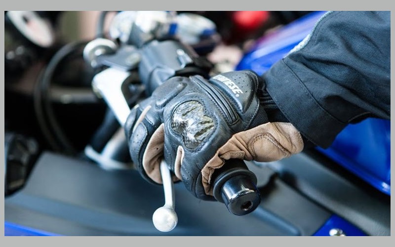 Hướng dẫn lái xe côn tay cho người mới bắt đầu