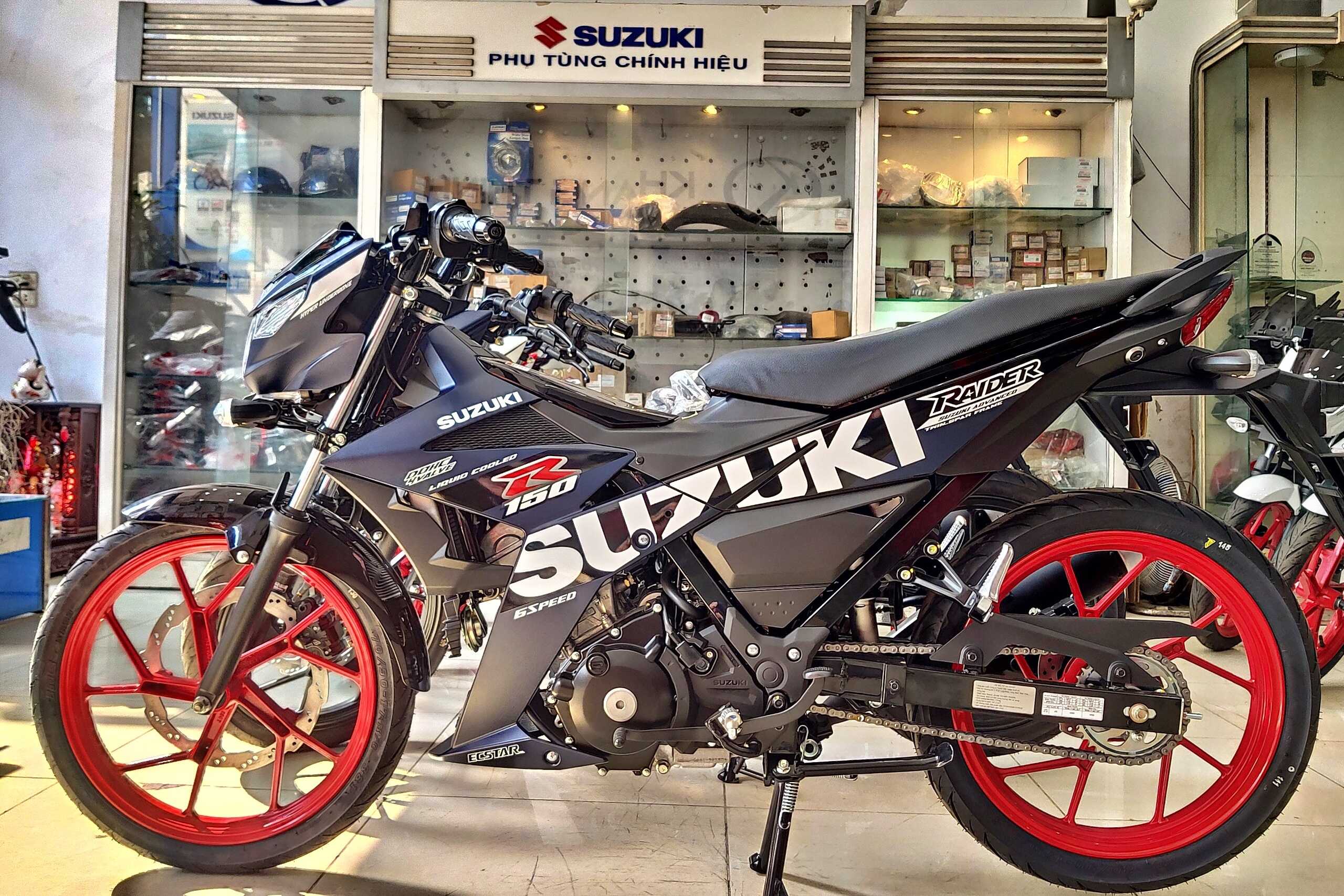 xe tay côn nhanh xuống cấp